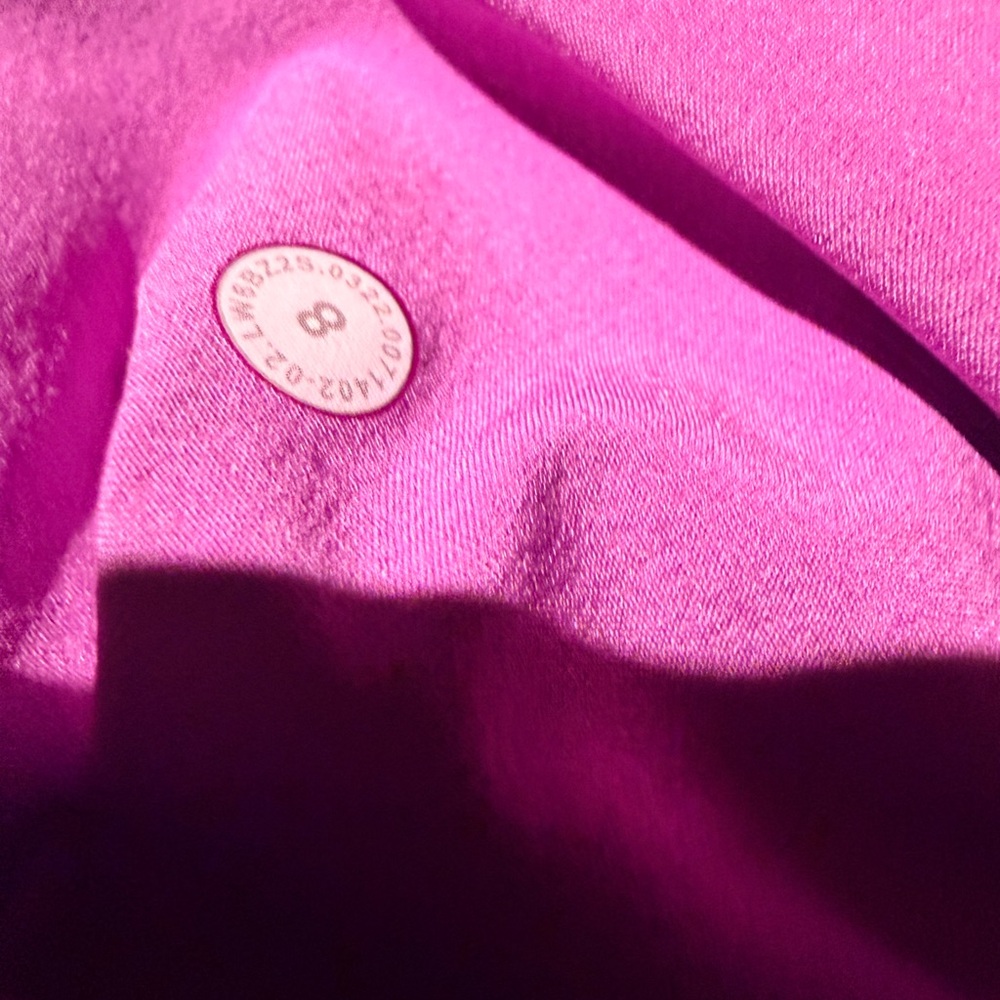 Lululemon Adapted State HR Cropped Vibrant Purple Joggers size 8 - Picture 4 of 4